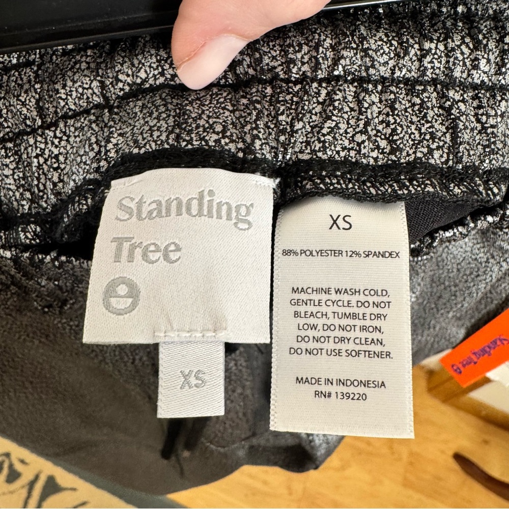 Standing Tree Gray Jogger Pants - Picture 6 of 6